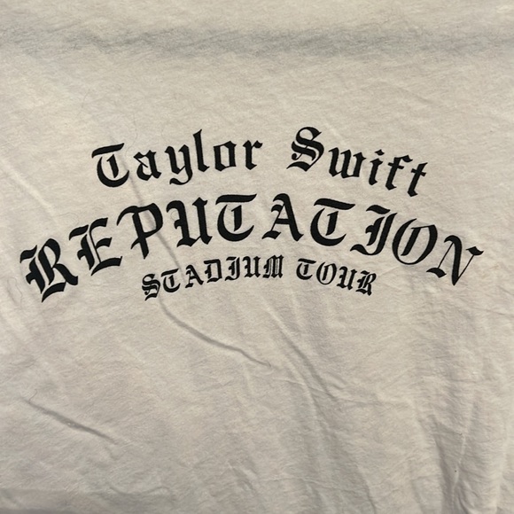 Taylor Swift Reputation long sleeve - Picture 3 of 3